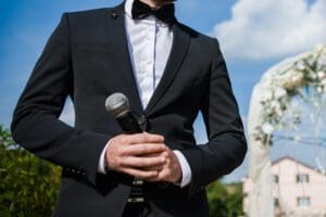 toastmaster at a wedding. mc.